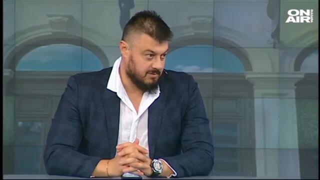 Бареков: Червен картон за политиците! Радев да си издърпа министрите, циркът свърши