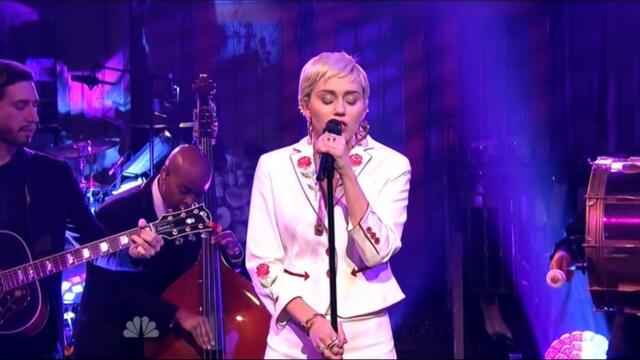 Miley Cyrus - 50 ways to leave your lover (SNL)