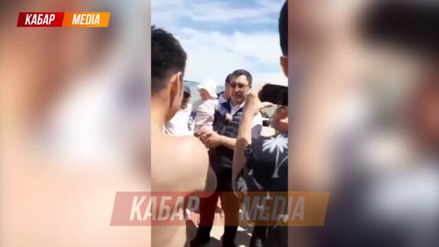 ПРЕЗИДЕНТ күтүлбөгөн жерден пляжка келди! Жөнөкөй элден чыккан президент деп ушуну айтат!