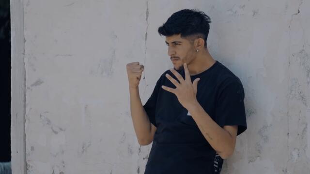 KOMŞU KIZI 12.BÖLÜM ( Emir ve Berk 'in Sırrı ortaya çıktı )