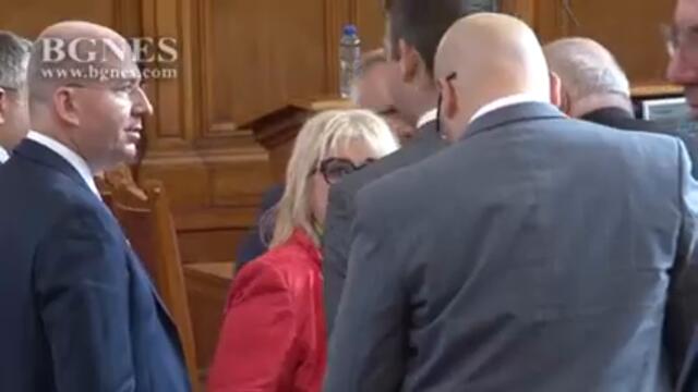 Тошко Йорданов: ДБ се опитва да реди кабинет без да е спечелила изборите