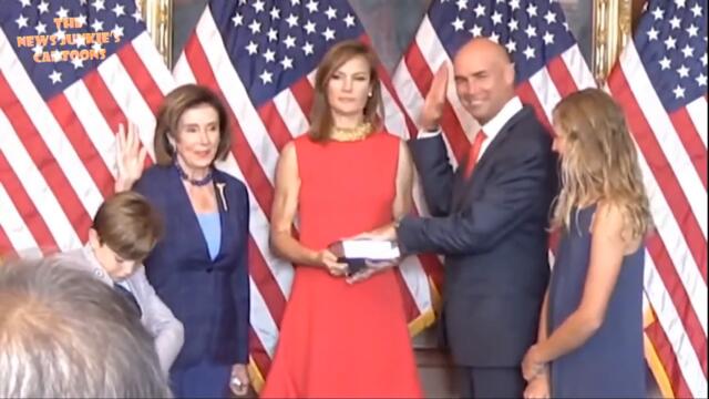 Democrat Pelosi takes off mask, breaking her own mandate, for a photo.