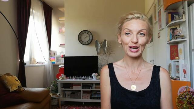 📚 "Жена, посветена в Любовта" - книга