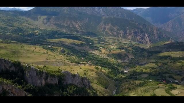 NEKI  SHULI - KËNGË PËR LENIEN