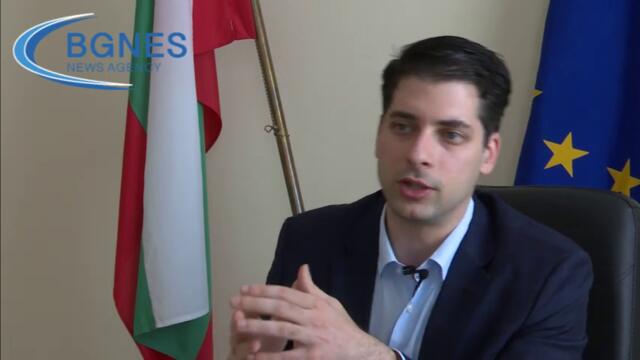 Пеканов: Не трябва да залагаме само на ниски заплати, за да сме конкурентоспособни