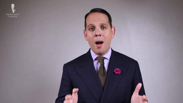 How to Accept a Compliment, Give One In Return & What Mistakes To Avoid