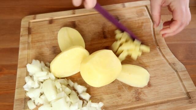 Recette de soupe/potage crémeux aux brocolis incroyablement simple et rapide !