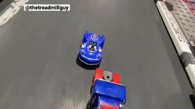 Optimus Prime VS Sonic VS Mickey Mouse VS Shaggy Mystery Machine