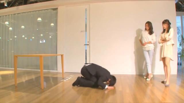 Japanese Extreme Apologizing