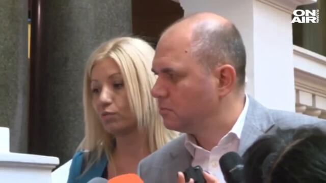 Политическа жега на масата за преговори за бъдещо правителство