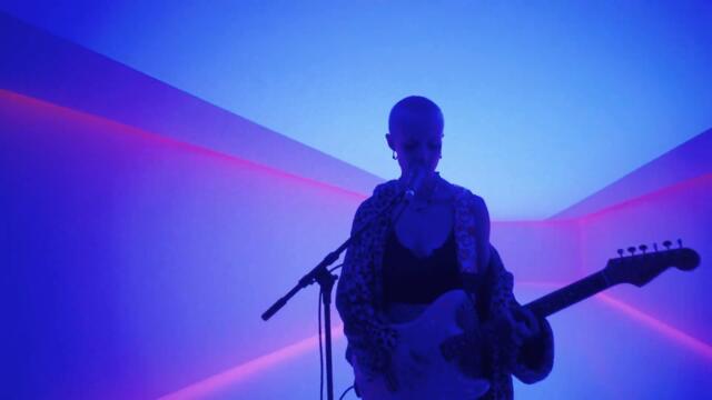 Chloe Moriondo - I Want To Be With You (Live) | Vevo DSCVR