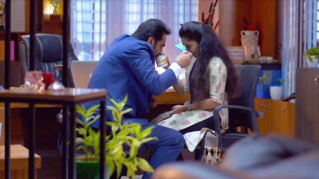 Neeyum Njanum | Premiere Ep 392 Preview - Aug 17 2021 | Before ZEE Keralam | Malayalam TV Serial