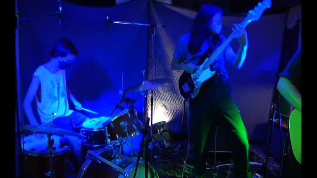 Abi Glass - "Sixteen Years" - Live at The Tubs