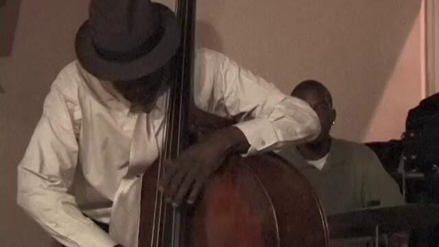 Steve Neil Amazing Bass Solo