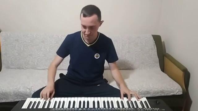 Princeso Moq Enstrümantal( PİYANİST ERSAN )