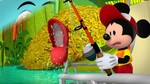 Wiggle Giggle Wiggle | Mickey Mouse Funhouse | @Disney Junior