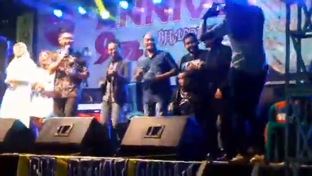 live show, Marki barbara azis gagap bapk Andika hazrumi, dan Hamdan Att.