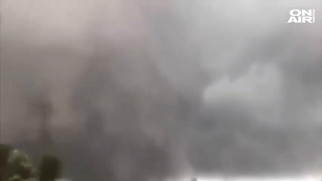 Обстановката в САЩ е ужасяваща - улиците се превърнаха в реки, къщите са под вода