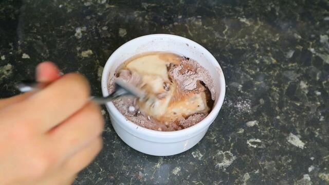 ШОКОЛАДОВ КЕКС ЗА ЕДНА МИНУТА