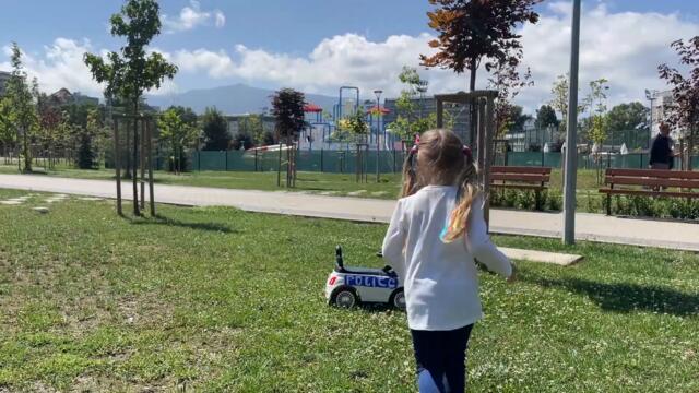 Мисия Полицай | Весела и забавна история за деца | Mia Pretend Play Funny Police Story for Kids