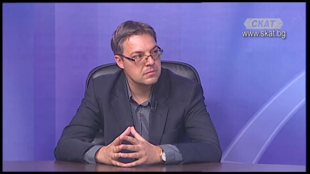 ДВА ПЪТИ УВОЛНЕН ОТ РУМЕН РАДЕВ