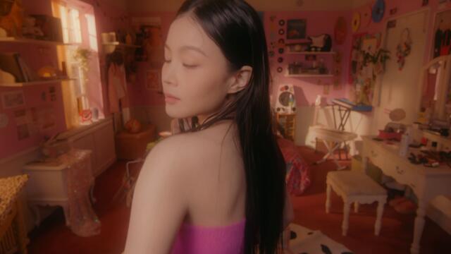 이하이 (LeeHi) - '빨간 립스틱 (Red Lipstick) (Feat. 윤미래)' Official MV (ENG/CHN)