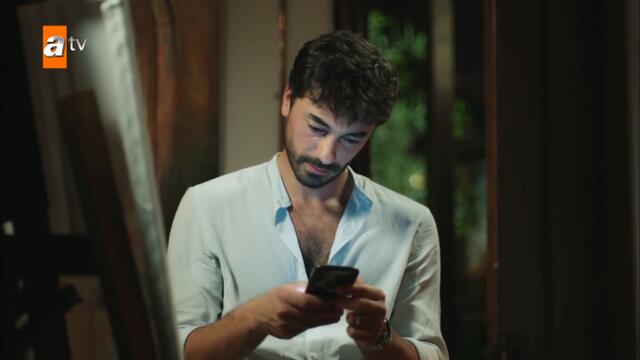 Ferit, Ayşe'nin resmini parçalıyor! - @Kalp Yarası 11. Bölüm