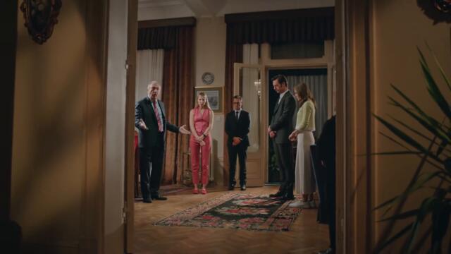 Camdaki Kız 12. Bölüm Fragmanı | "Ben Senin Annen Değilim"