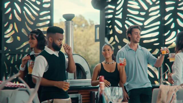 Guaynaa, Servando & Florentino - Los Cachos (Official Video)