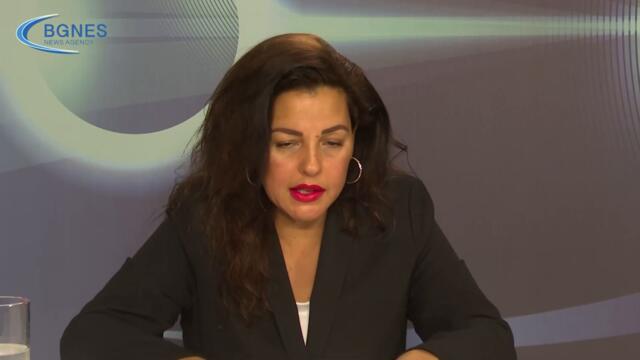 Цветанка Андреева: Екзотичен ход – ляв президент прави десен проект