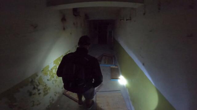 Прекарваме 1 нощ в ядрен завод (Трейлър)