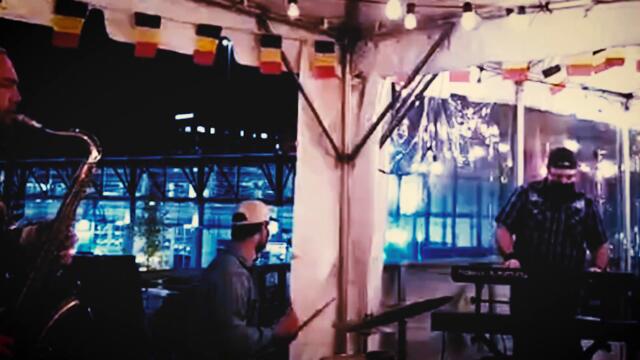 Dumpsta Cat by Smoke N' Mirrors