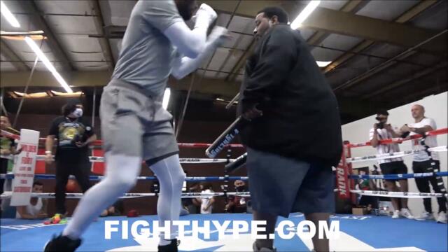TERENCE CRAWFORD SNEAKY BODY SHOT PUTS TRAINER DOWN FOR COUNT; DISPLAYS FULL ARSENAL & TIGHT DEFENSE