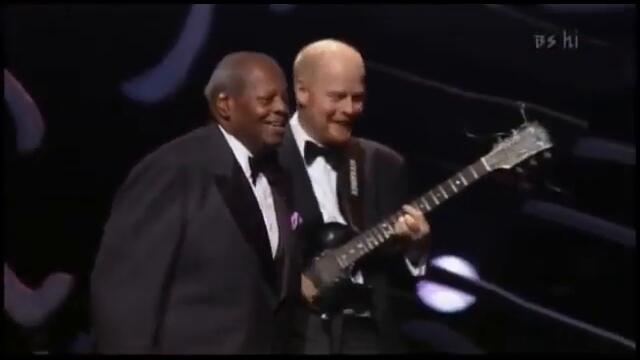 Oscar Peterson LIVE at the MONTREAL INTERNATIONAL JAZZ FESTIVAL 2004 - "Reunion Blues"