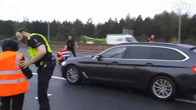 Insulate Britain protest blocks M25 AGAIN in the rain