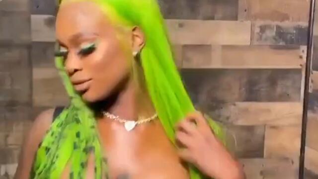 Beautiful Hair color Full Lace Wigs Hair bundles with Closure HD Lace Frontals | Thehairvendors.com