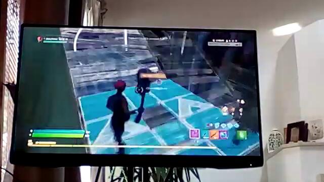 KLM BG играе Fortnite част 1. Смях!!!