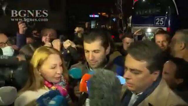 Петков и Василев: България ще има редовно коалиционно правителство