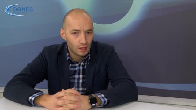 Ганев: Политиците се крият във Фейсбук