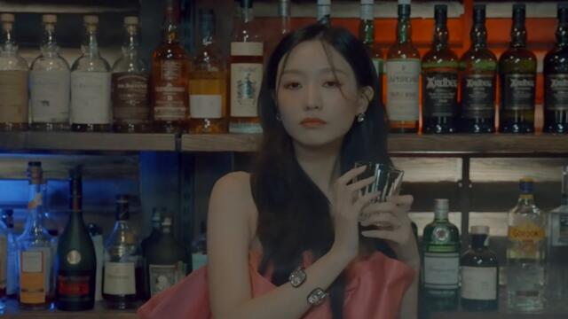 류수정과 함께한 패션 필름 공개, 러블리즈ㅣRYU SUJEONG(of Lovelyz) Fashion Film, Esquire Korea