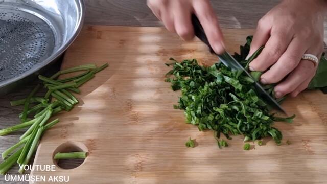 SUBTITLES😊Do You Like Spinach?🤩Spinach Is Delicious In This Soup😉Spinach Soup♨️