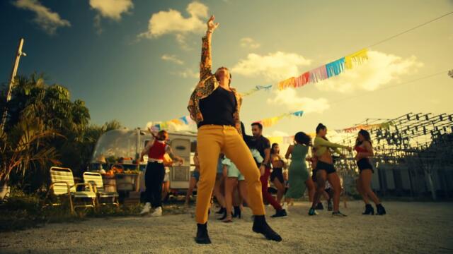 Ñejo x Nicky Jam x Silvestre Dangond - Muy Feliz (Remix) [Official Video]