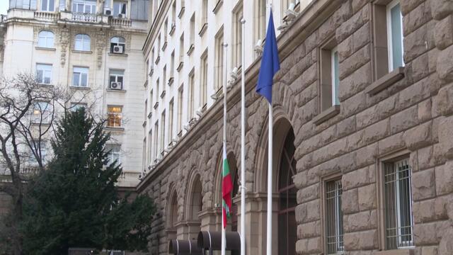 България е в траур за жертвите от Рояк и загиналите в автобуса
