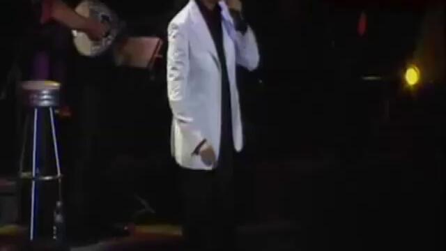 Νίκος Μακρόπουλος - Μπορεί - може