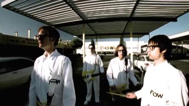 Fountains Of Wayne - Denise (Official Music Video)