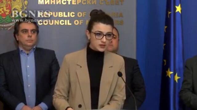 Кабинетът одобри помощ от 40 лв. на ден за украинци и хотелиери за 3 месеца