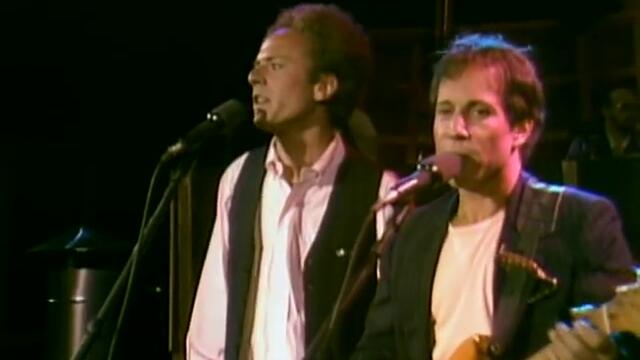 Simon & Garfunkel - Slip Slidin' Away (from The Concert in Central Park)