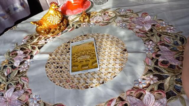 Солнечное Затмение - Полнолуние - Расклад Таро, что нас ждет?