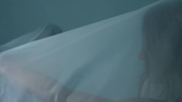 Ruelle - "In It" - Official Visualizer