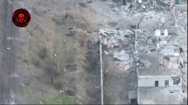 Ukrainian Soldiers Dodging Bullets & Drone Guided Russian Artillery Strikes In the Azovstal Plant